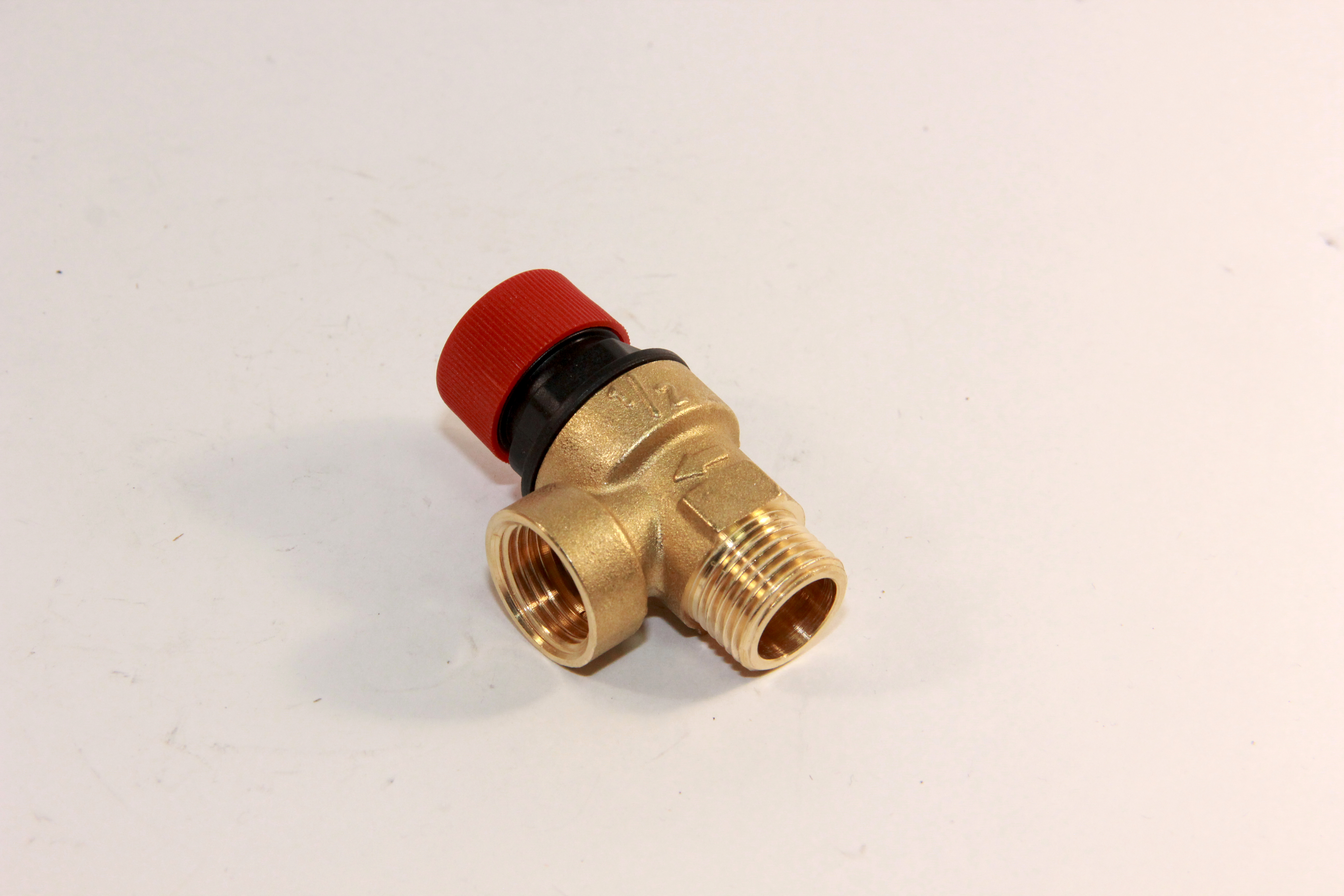 Предохранительный клапан 3 бар 1/2" (KLZ)